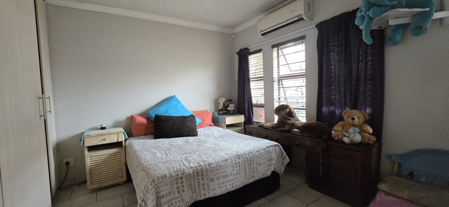 2 Bedroom Property for Sale in Waterval East North West